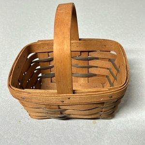 VTG Longaberger Small Market Basket with Green Weave